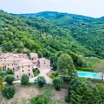 A Il Frassino Del Borgo Di Ghiora By Interhome *