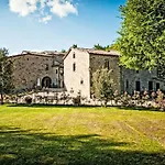 A Il Frassino Del Borgo Di Ghiora By Interhome *
