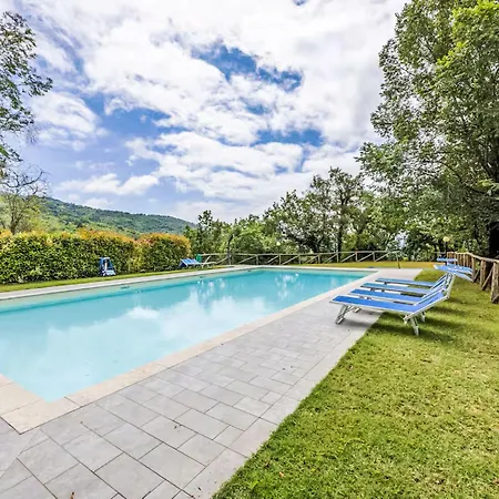 A Il Frassino Del Borgo Di Ghiora By Interhome